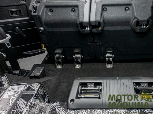 110/130 2ND ROW CARPET COMMERCIAL WITH DOOR  RETAINERS